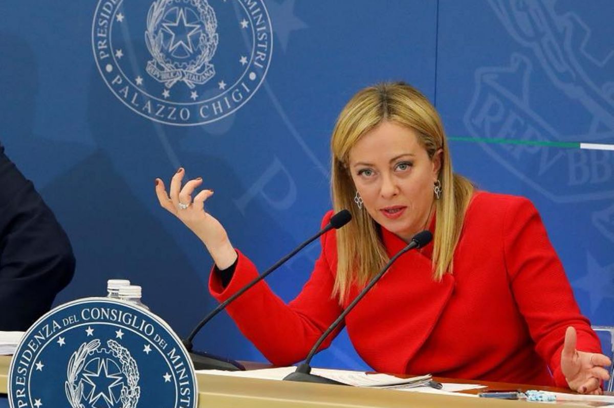Sondaggi politici: cresce il Pd, calo per Fratelli d’Italia e M5S, stabili Lega e Avs