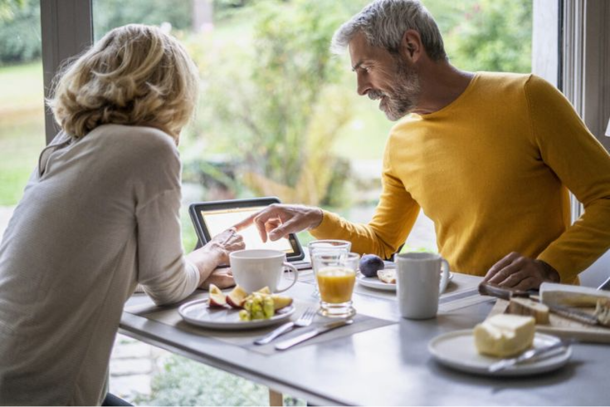 Perdere peso dopo i 50 anni: le abitudini da inserire