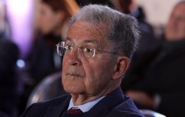 Giletti e il commento del gesto di Romano Prodi