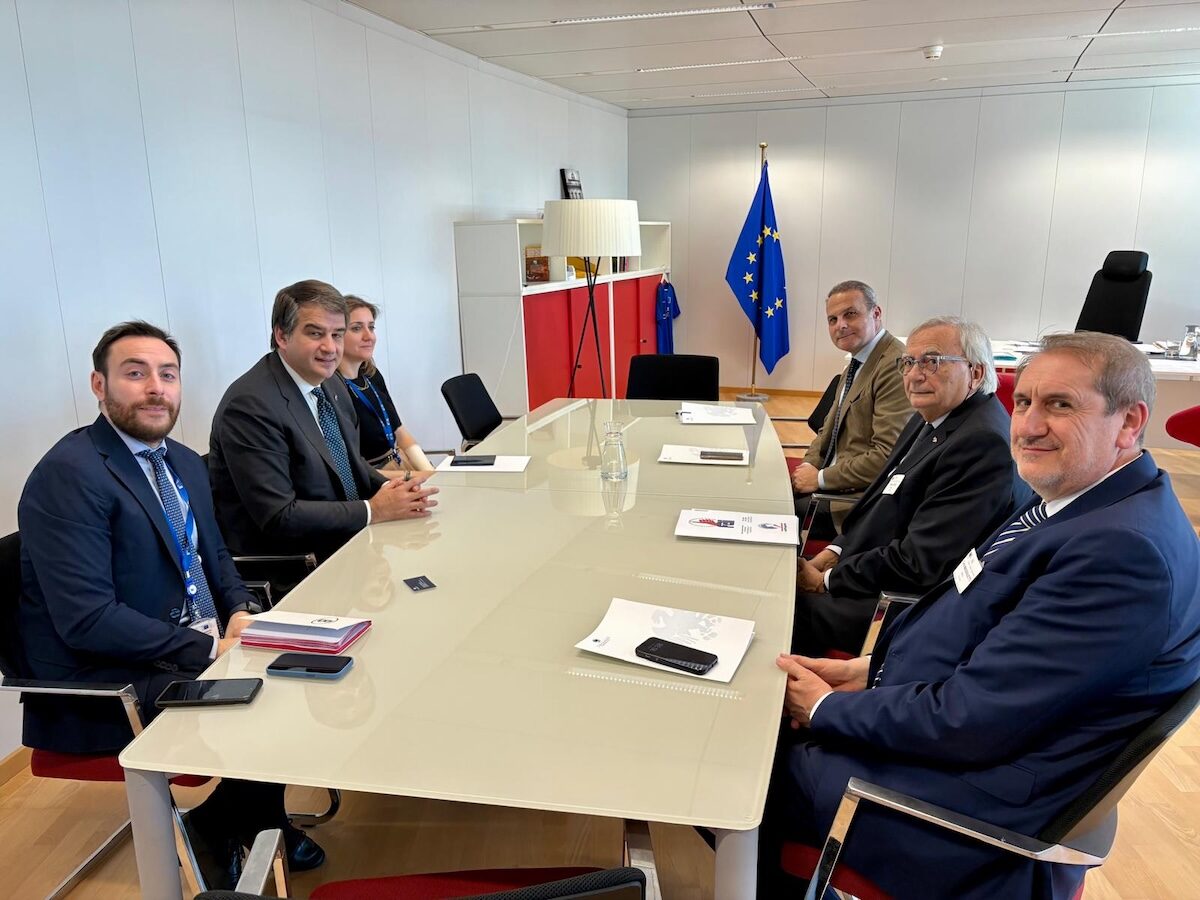 FAI-Conftrasporto a confronto con Fitto a Bruxelles: «servono risposte dall'UE»