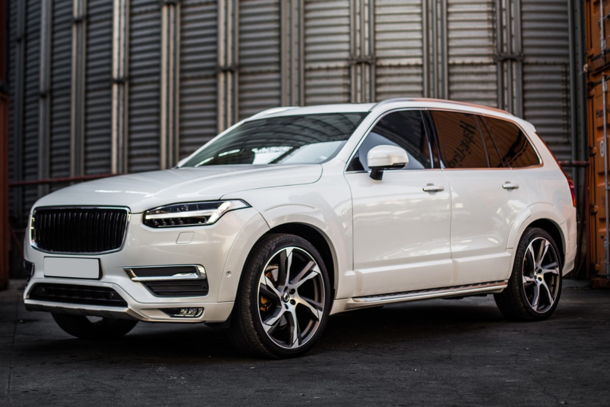 Suv o fuoristrada, quale scegliere? Caratteristiche e differenze