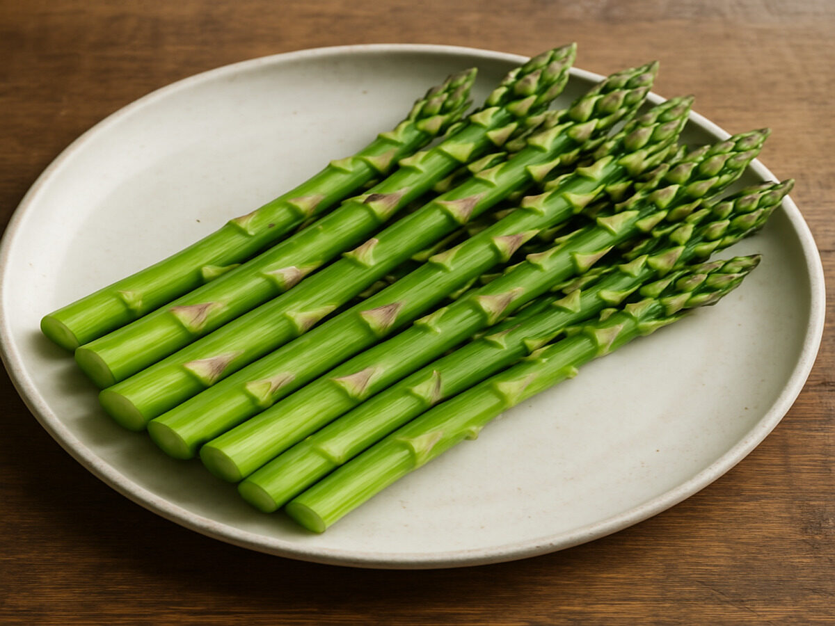 Perché la pipì puzza dopo aver mangiato gli asparagi?