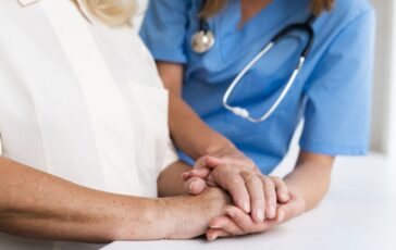 Come badare alla propria salute anche in caso di problematiche motorie o mancanza di autonomia