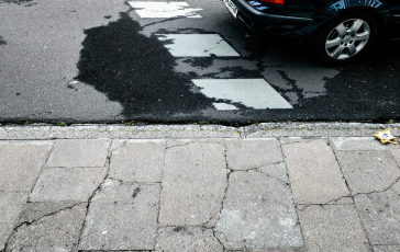 Scoperta di 620mila euro nascosti in un'auto a Milano