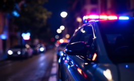 Giovane a Catania disarma poliziotti con pistola