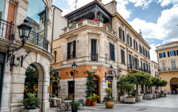 De Luca in discussione sulla Consulta e il terzo mandato