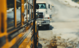 Incidente stradale A1 con bus scolastico e tir