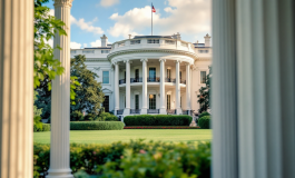 Giorgia Meloni e Donald Trump durante un incontro ufficiale