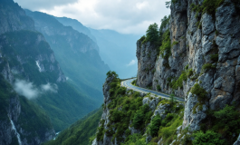 Ottantenne salvato da un'auto a Firenzuola