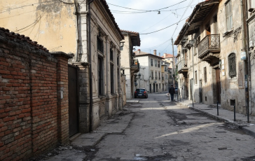 Immagine della sparatoria a Monreale con polizia sul posto