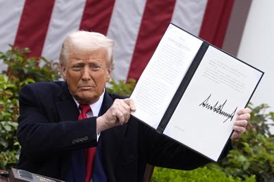 Dazi: Trump, 'per i farmaci in arrivo tariffe mai viste prima'