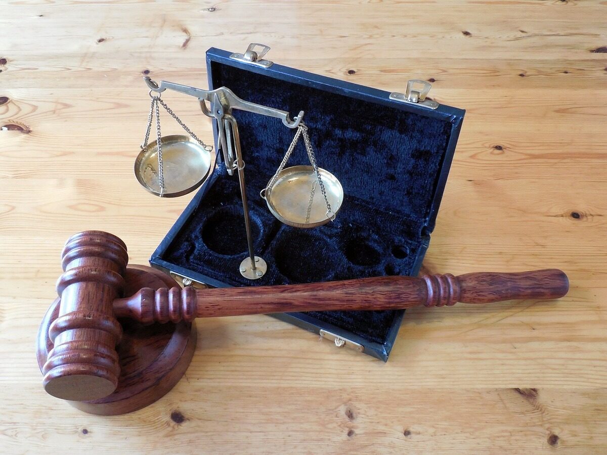 Caos nella politica italiana, chiesti 11 anni per il Caso Adriatici: accuse pesantissime per l'assessore