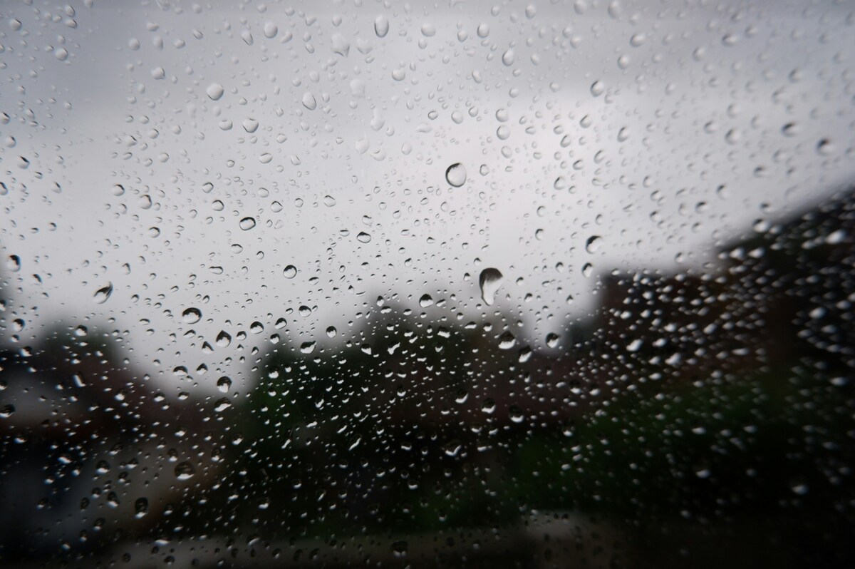25 aprile, le previsioni meteo: forti temporali in arrivo, ecco dove