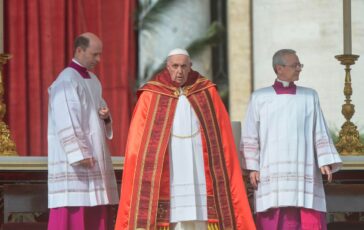 Papa Francesco Viganò