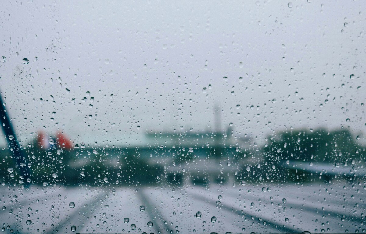 Meteo, le previsioni per il weekend del 26-27 aprile 2025: piogge in arrivo, ecco dove