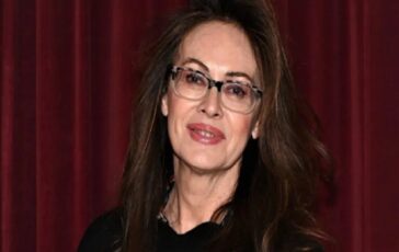 001-attrice-reso-omaggio-amico-attore-scomparso