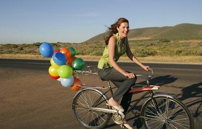 Pedalare per perdere peso: tutti i benefici della bicicletta