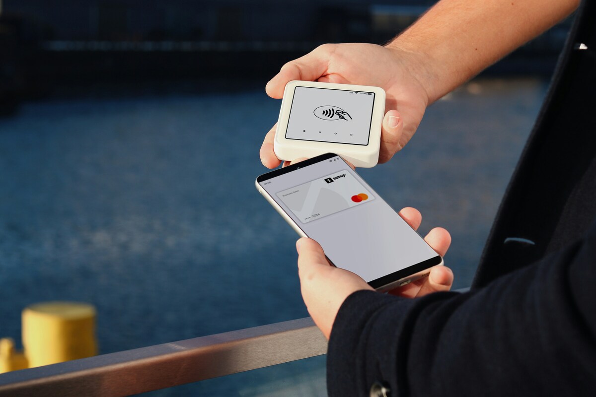 Sempre più cashless in Italia: il digitale piano piano sostituisce il contante