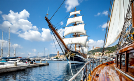 L'Amerigo Vespucci in porto a Civitavecchia