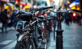 Bicicletta che rappresenta libertà e impegno sociale