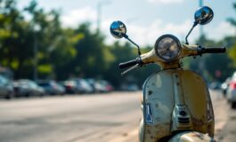 Monopattinista investito da un Tir a Rho