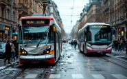 Incidente tra tram e autobus turistico a Milano con feriti