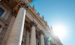 Leone XIV durante le celebrazioni a San Pietro