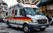 La papamobile trasformata in ambulanza per bambini a Gaza