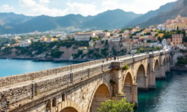 Vista panoramica del ponte sullo Stretto di Messina