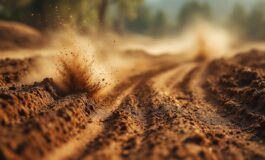 Giovane motociclista coinvolto in un incidente mortale