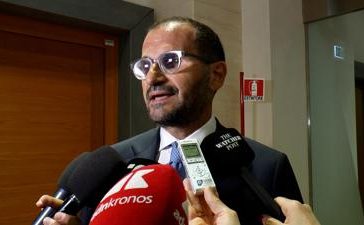 featured 2194750 364x225