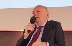 featured 2203566 248x160