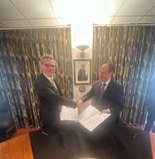 featured 2215243 225x230