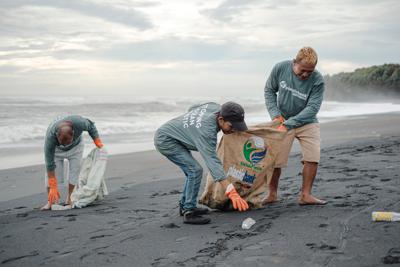 Sostenibilità, Davines: nel 2024 rimosse dall’ambiente 866 tonnellate di rifiuti in plastica
