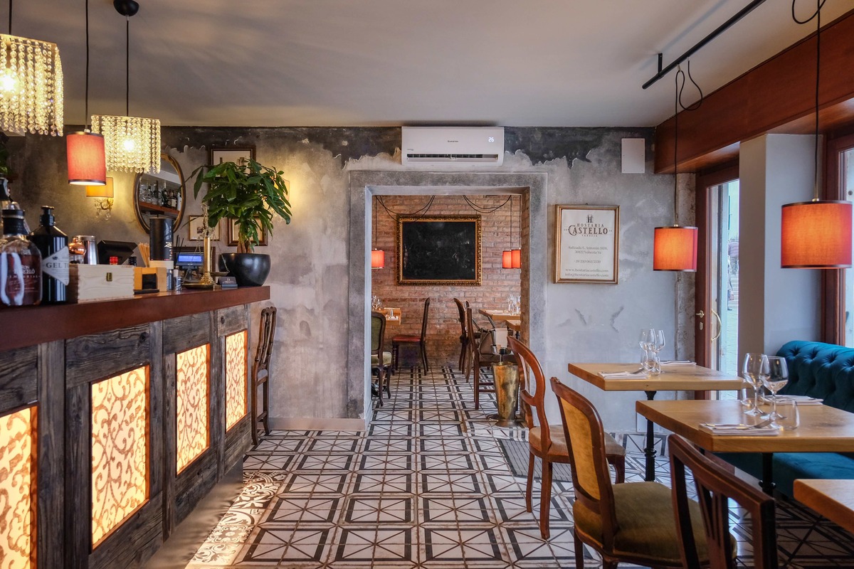 Biennale Architettura 2025: 4 indirizzi dove mangiare, fare colazione e aperitivo a Venezia come un local. Vicino alle sedi espositive e lontano dai cliché turistici