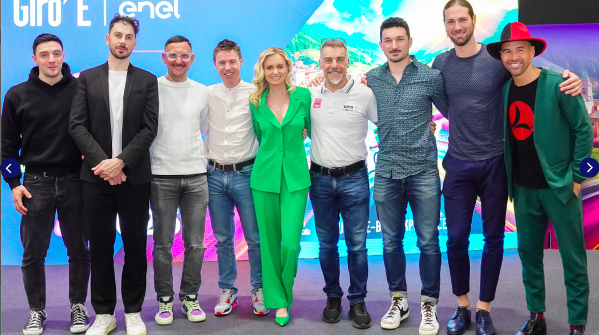 Giro-E ENEL, la corsa ciclistica che precede, a ruota, il Giro d’Italia