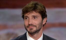 Affari Tuoi figurante