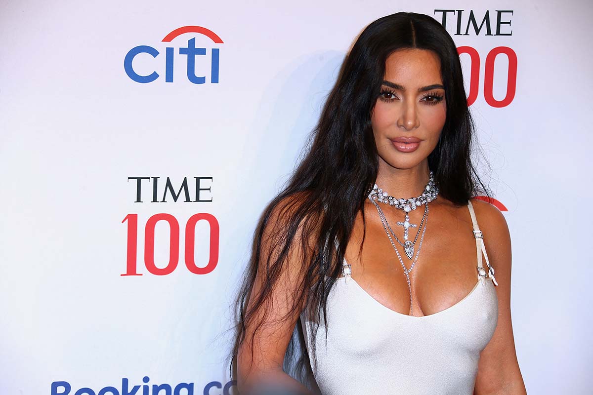 Kim Kardashian e la rapina in hotel: oggi la sua testimonianza in tribunale a Parigi