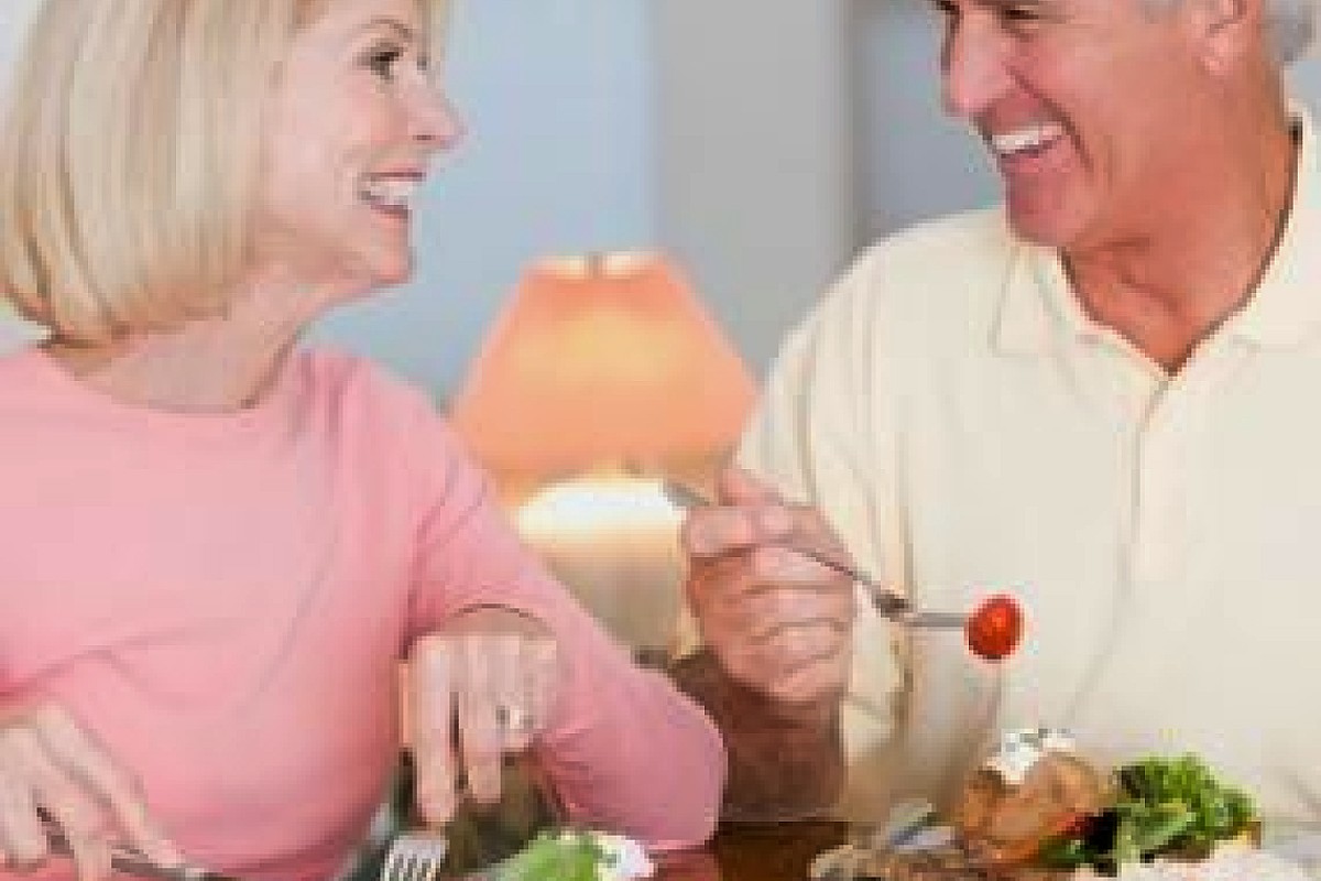 Menopausa a tavola: gli alimenti sì