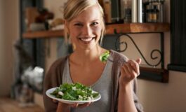 Reset di primavera: alimenti e abitudini detox per iniziare bene l’estate