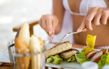 Perdere peso in vista dell’estate: le abitudini da seguire