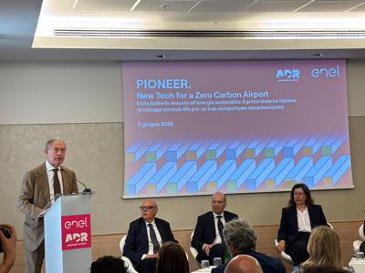 Urso: "Progetto Pioneer a Fiumicino coniuga nostre capacit&agrave; di riciclo"