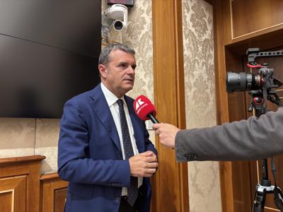Sostenibilità, Centinaio (Lega): "Lavorare contro lo spreco alimentare"