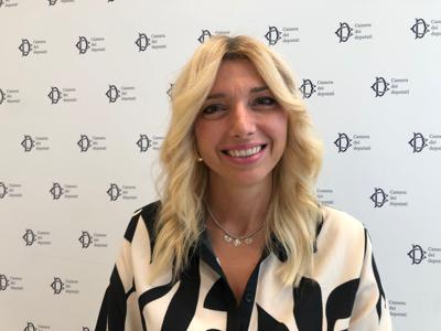 Cancro al seno, Murelli (Lega): "Non &egrave; mai troppo presto per fare prevenzione"
