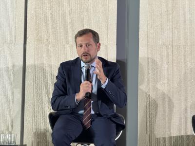 Monti (Lombardia): "Coinvolgere tutti gli stakeholder in sostenibilità sociale"