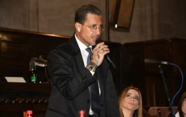 stefania corona parente fabrizio corona