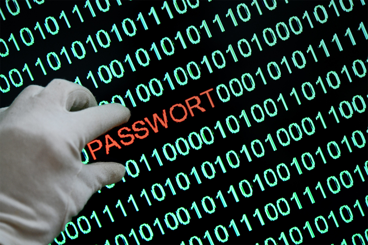 Attacco hacker in Iran: banche nel caos, sportelli automatici fuori servizio