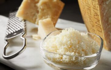 formaggio sardo con i vermi è pericoloso