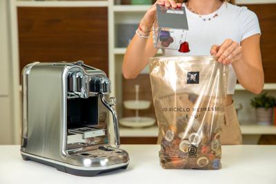 Capsule esauste di caffè in alluminio, a Milano accordo per servizio di raccolta a domicilio