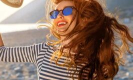 Cura dei capelli in estate: i consigli per proteggerli dai danni del sole